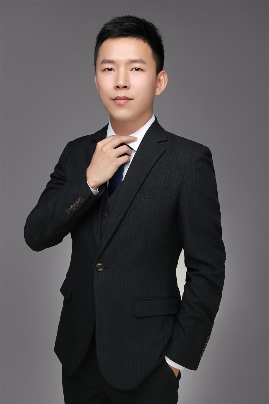 严敏 制作统筹负责人